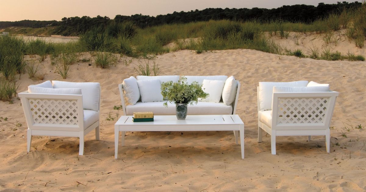 duVal-Alexander Settee | McKinnon and Harris