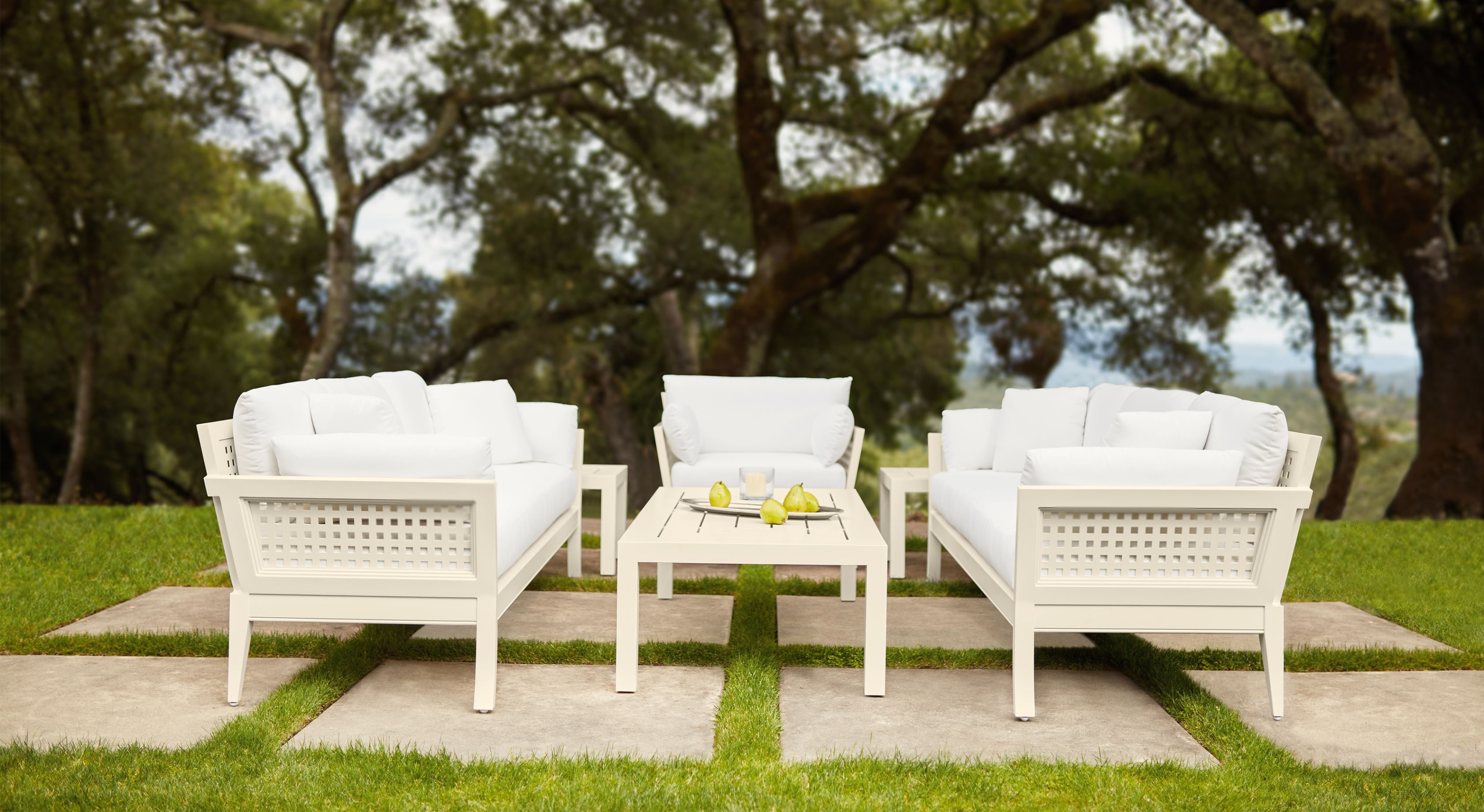 duVal-Alexander Club Chair with Low Arms | McKinnon and Harris