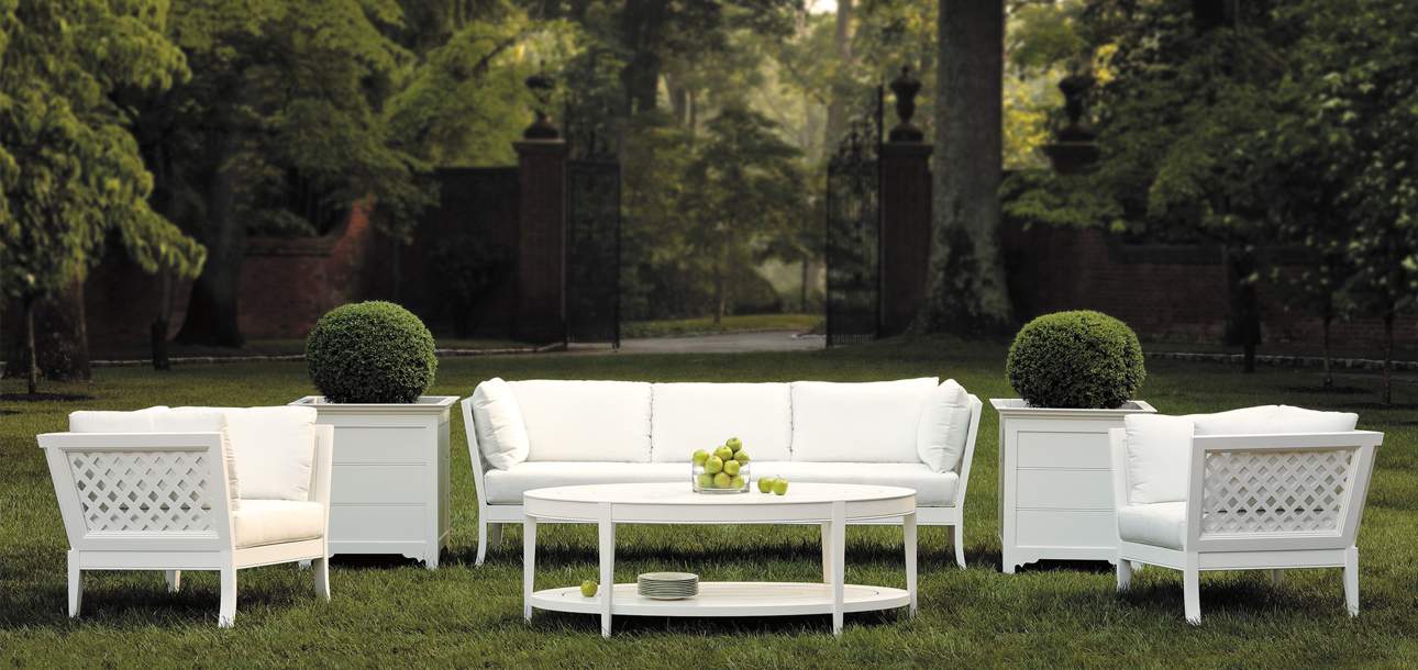 McKinnon and Harris duVal-Alexander lounge furniture in a backyard
