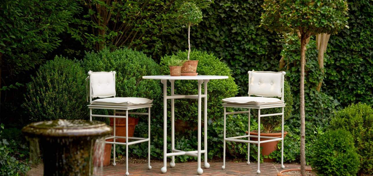 Thirza Tall Table and Chairs, Shown in York River Oyster with Marmi Calacatta Michelangelo Extra Natural Stone Top