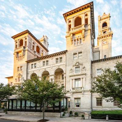 Image of the exterior of Jefferson Hotel