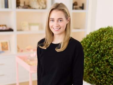 Charlotte Pollard Headshot