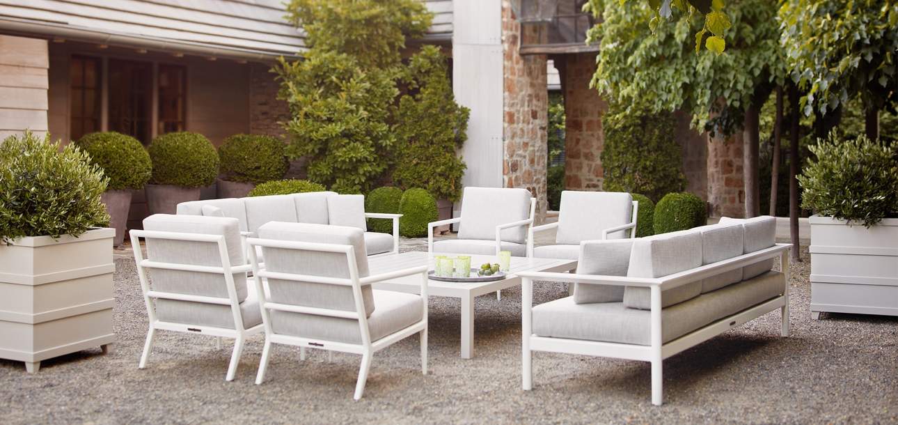 deCamp Club Chair and Sofa