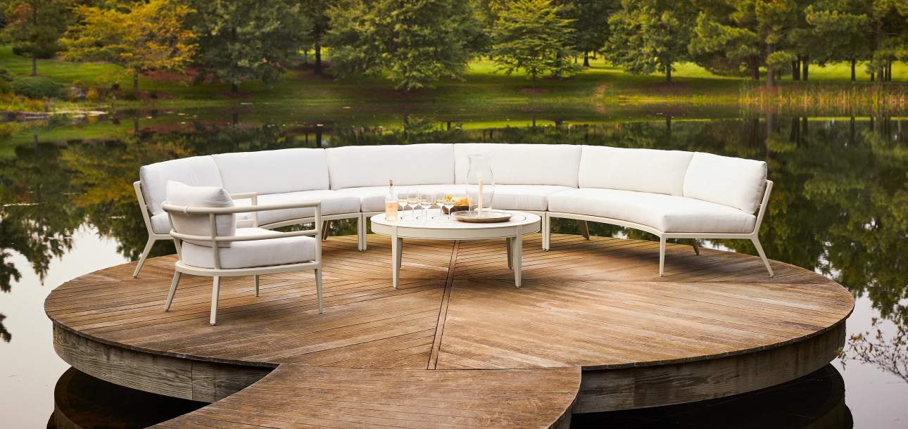 deCamp Lune Sun Bed and Wyatt Round Coffee Table