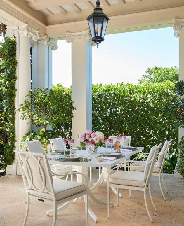 McKinnon and Harris Buie Dining Arm Chair and Tangier Dining Tables at a home in Palm Beach, Florida. Design by William R. Eubanks, Photo by Carmel Brantley