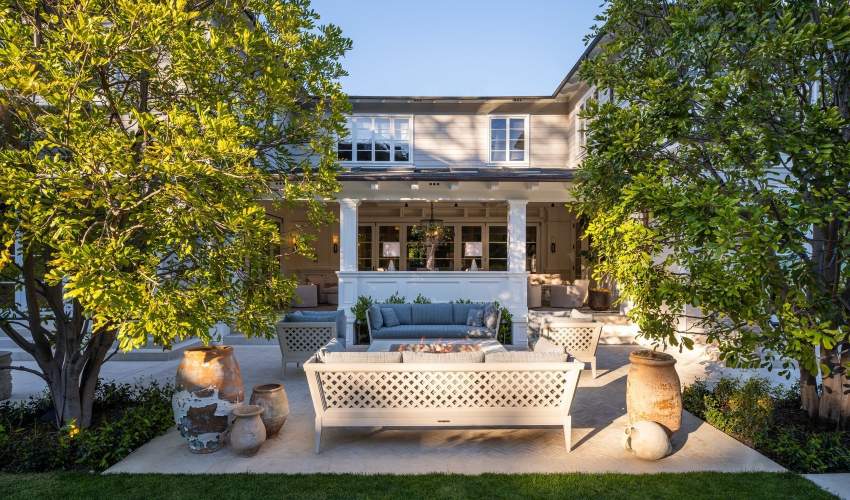 Landscape Architecture by Hoffman & Ospina, Architecture by Domania Architecture, Design by Josh Brown Design, Photos by Manolo Langis