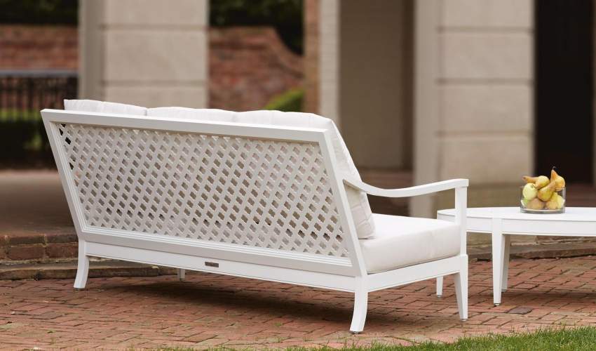 duVal Sofa finished in Classic White with Moorish Back